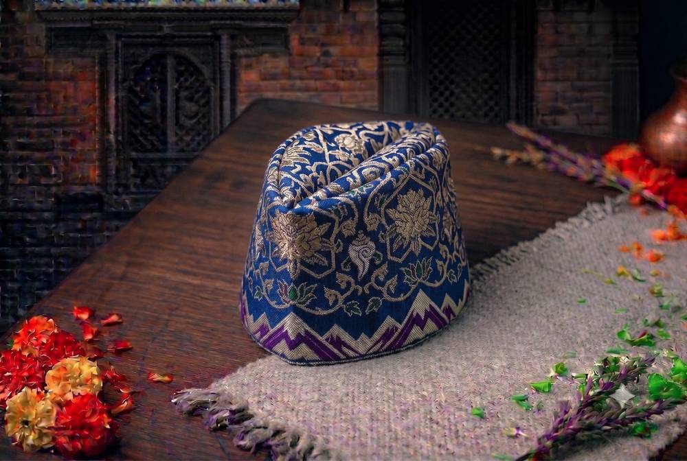 Dhaka topi